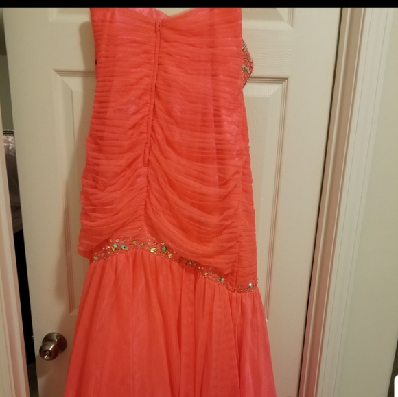 Gorgeous Coral and Irredesent Rhinestone Gown - Picture 5 of 6